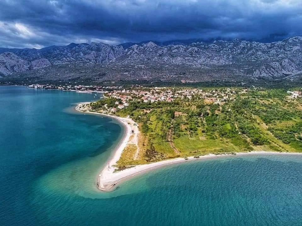Апартаменты Amanda C Стариград-Пакленица Экстерьер фото